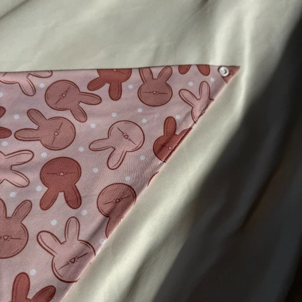 NWT Loic by Design Bunny Pattern Easter Dog Bandana, Pink, Size Medium